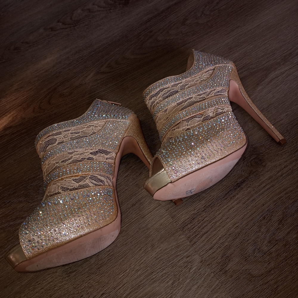 Bridal Heels - Picture 6 of 6